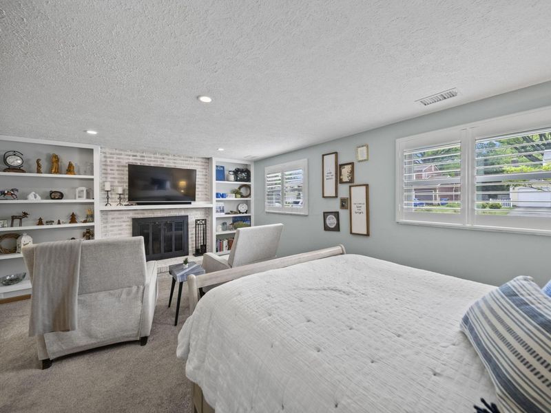 380 Highbury Cresent, Columbus, OH 43230 Photo 10
