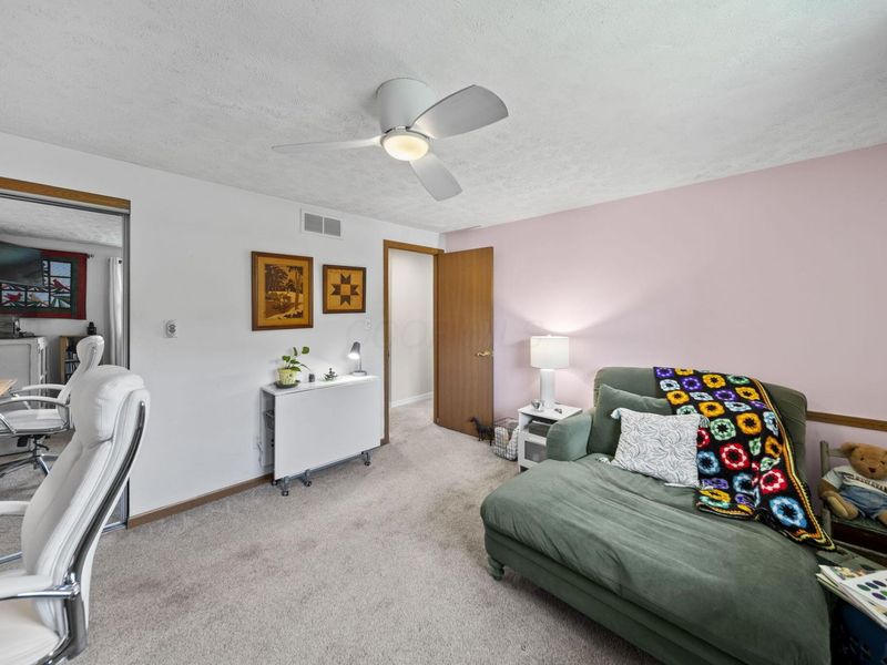 380 Highbury Cresent, Columbus, OH 43230 Photo 23