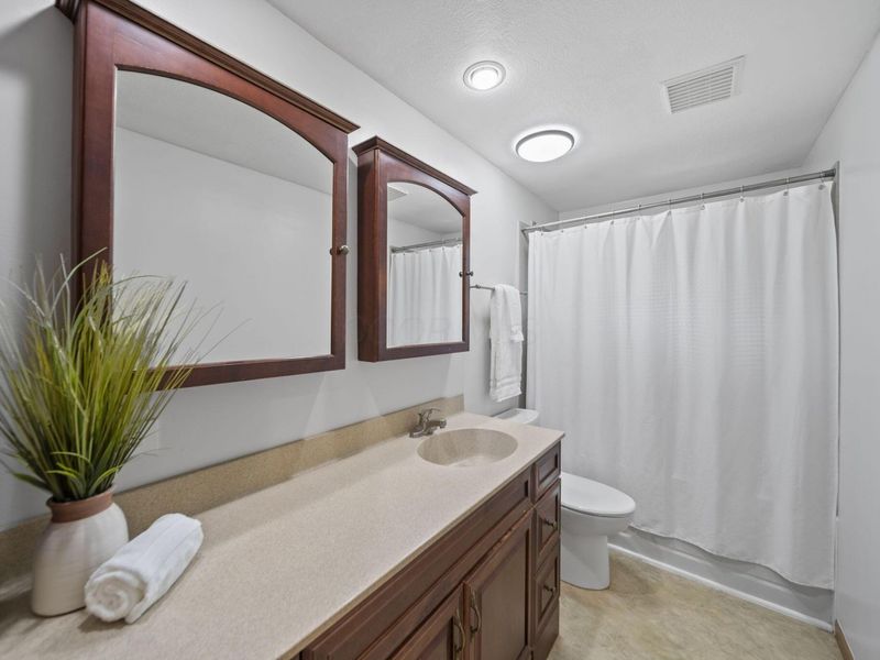 380 Highbury Cresent, Columbus, OH 43230 Photo 29