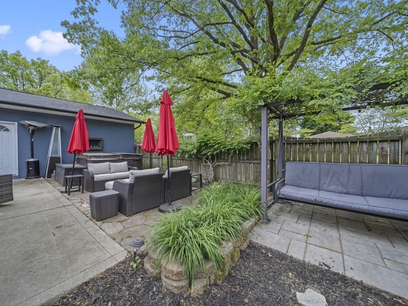 380 Highbury Cresent, Columbus, OH 43230 Photo 31