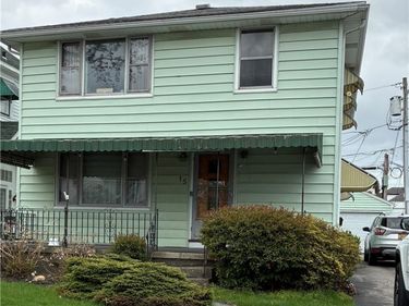 15 Kenwood Road, Buffalo, NY 14217