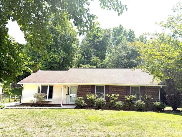 3817 Waynoka Drive , Greensboro, NC 27410