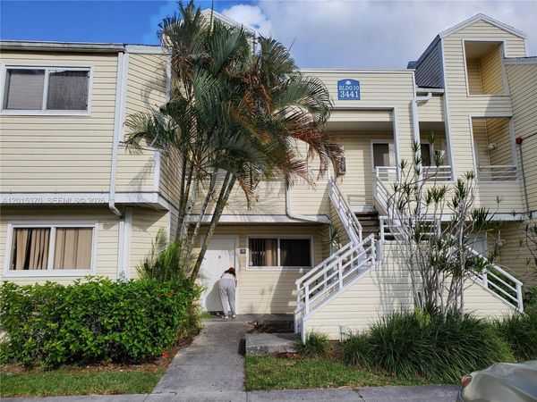 3441 NW 44th St , Unit 104, Oakland Park, FL 33309