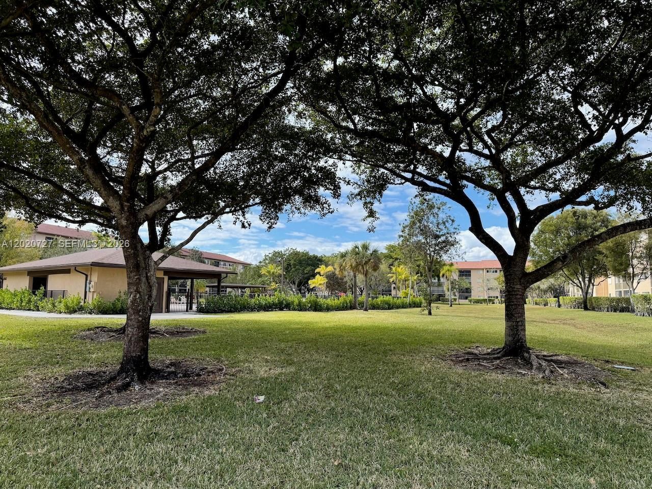 1650 SW 124th Ter , Unit 206D, Pembroke Pines, FL 33027 Photo