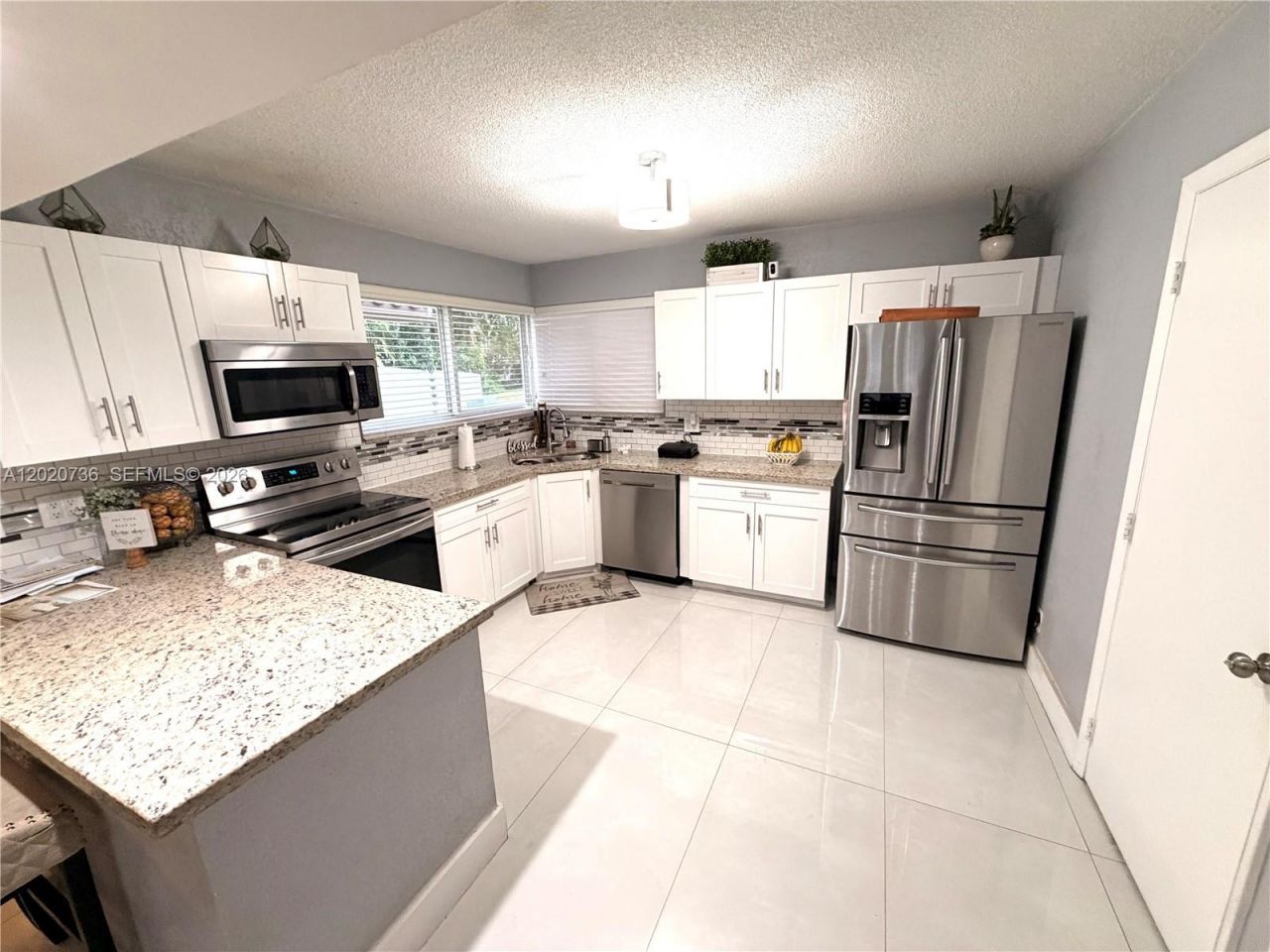 661 SW 67th Ave , Pembroke Pines, FL 33023 Photo