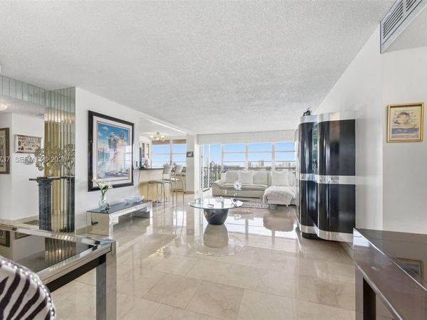 251 174th St , Unit 2302, Sunny Isles Beach, FL 33160