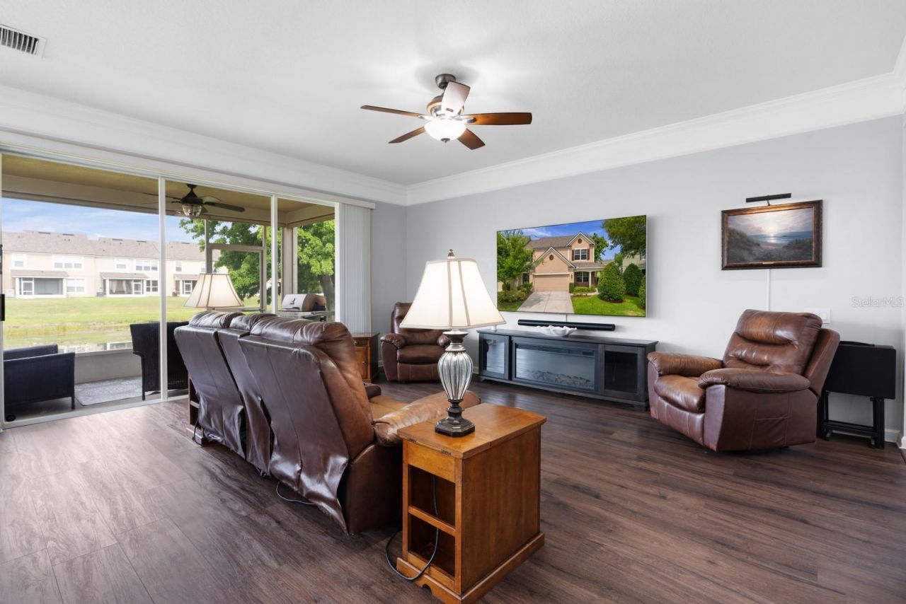 4635 Pond Ridge Drive , Riverview, FL 33578 Photo
