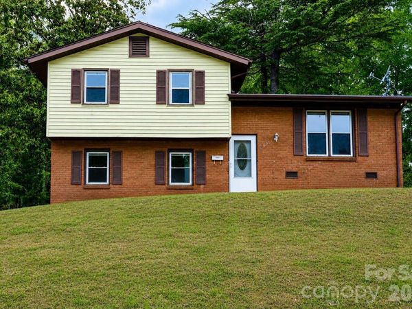 5001 Springview Road , Charlotte, NC 28213