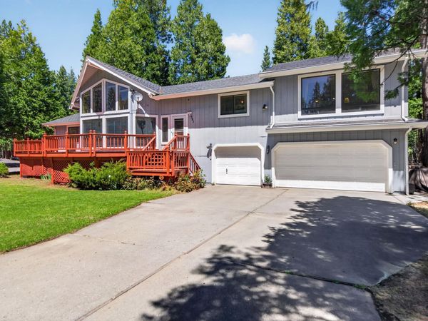 301 Raccoon Trail, Lake Almanor West, CA 96020