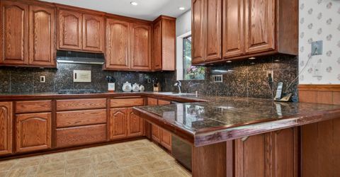 301 Raccoon Trail, Lake Almanor, CA 96020 Photo