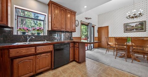 301 Raccoon Trail, Lake Almanor, CA 96020 Photo