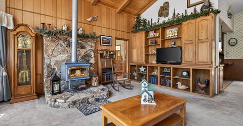 301 Raccoon Trail, Lake Almanor, CA 96020 Photo