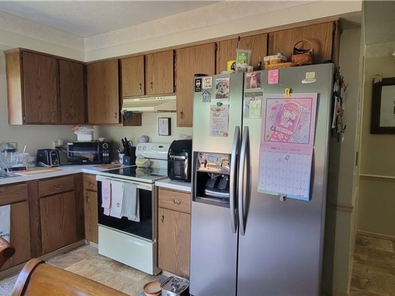 551 Carolyn Drive, Brunswick, OH 44212 Photo 14