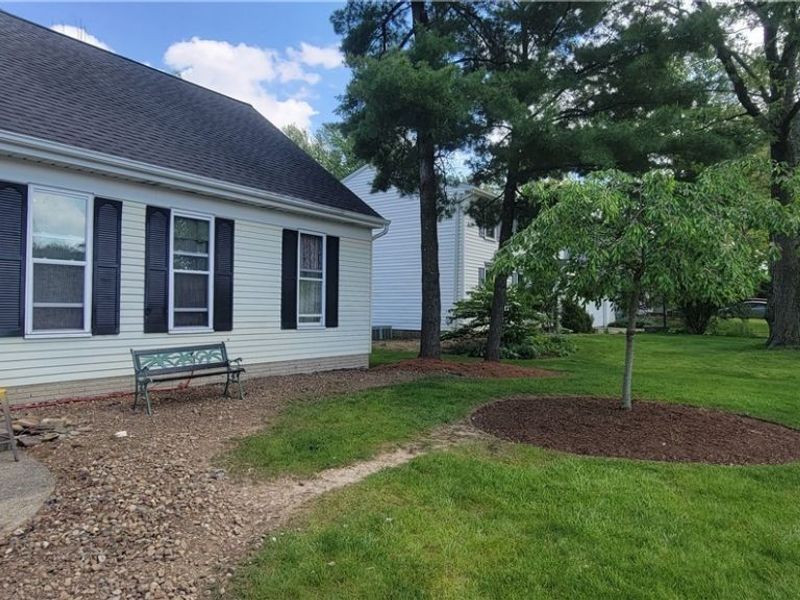 551 Carolyn Drive, Brunswick, OH 44212 Photo 3