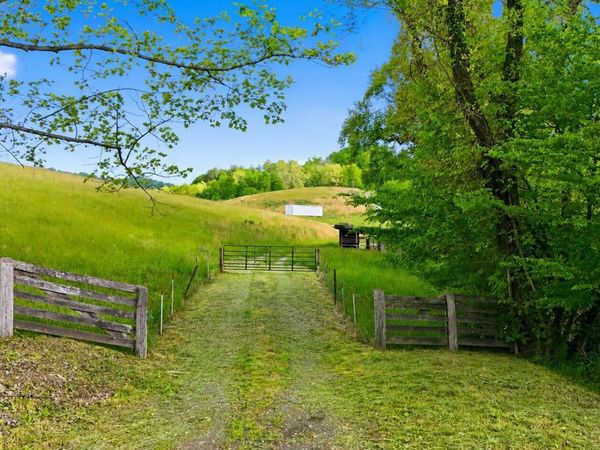 Tbd Toms Creek Road, Coeburn, VA 24230