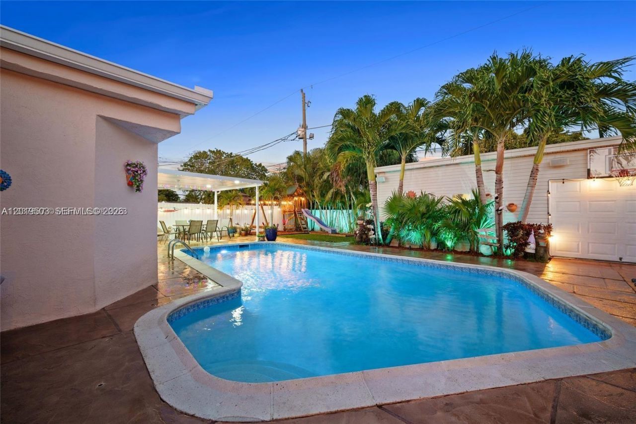 3021 N 72nd Way , Hollywood, FL 33024 Photo
