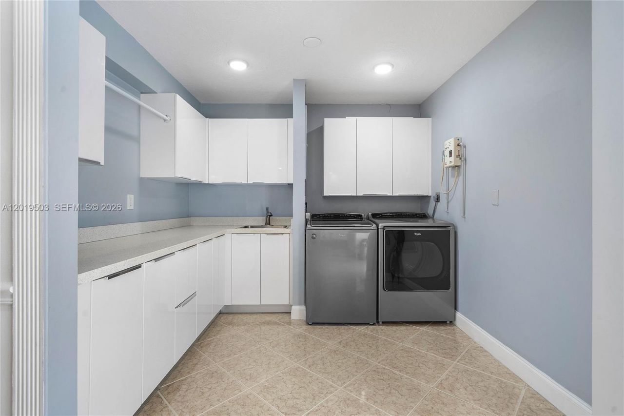 3021 N 72nd Way , Hollywood, FL 33024 Photo