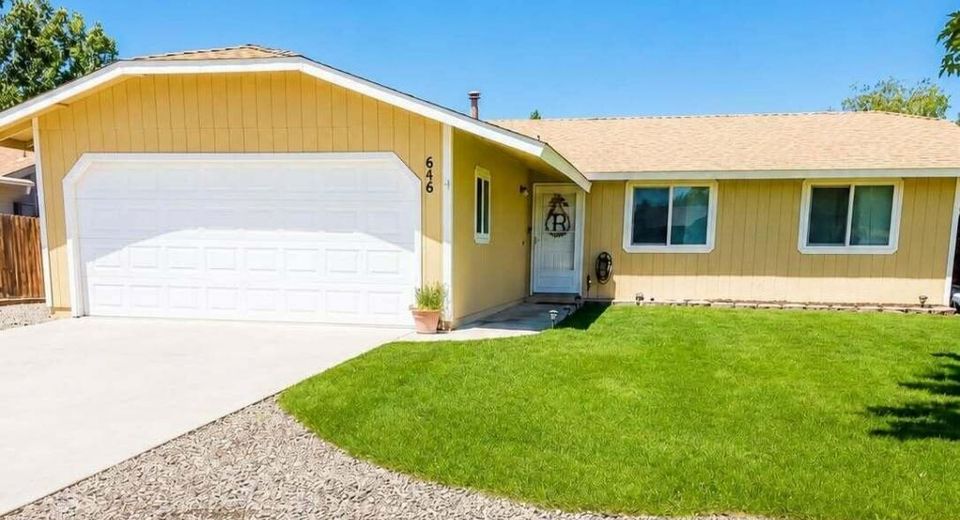 646 Carmel Way, Gardnerville, NV 89460 Photo