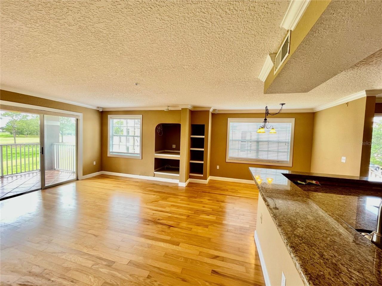 13827 Fairway Island Drive, Unit 1228, Orlando, FL 32837 Photo