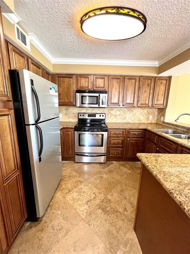 13827 Fairway Island Drive, Unit 1228, Orlando, FL 32837 Photo