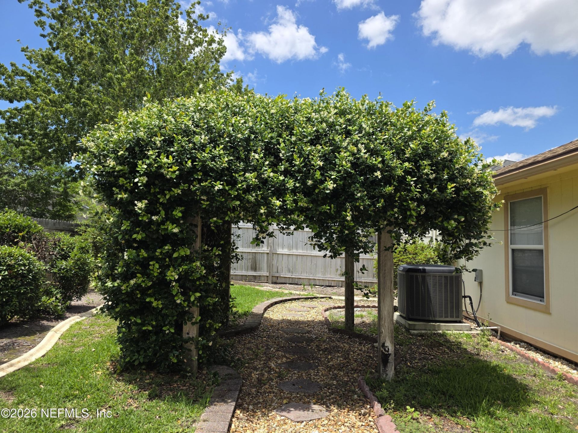 8630 Charlesgate Circle N, Jacksonville, FL 32244 Photo