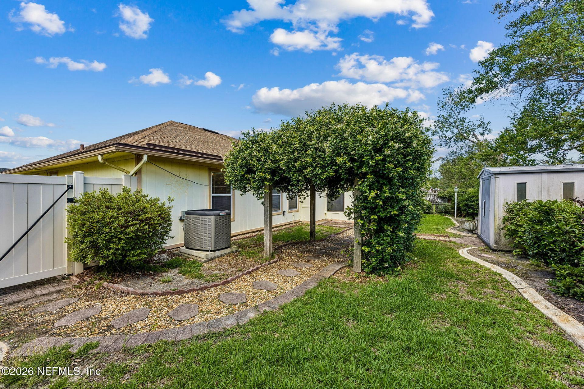 8630 Charlesgate Circle N, Jacksonville, FL 32244 Photo