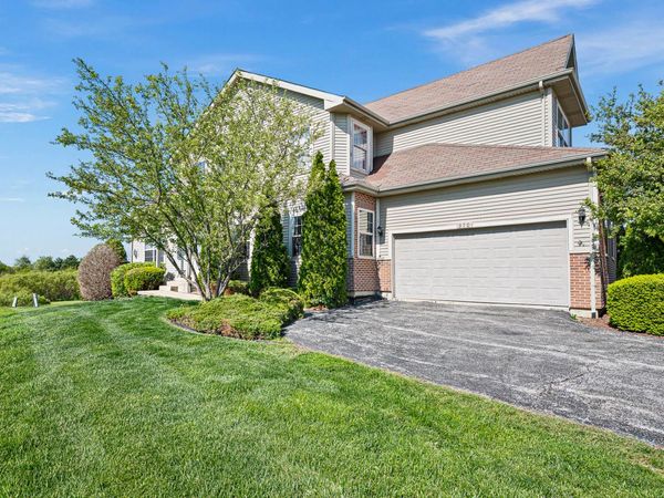 370 Sunset Boulevard , Beecher, IL 60401