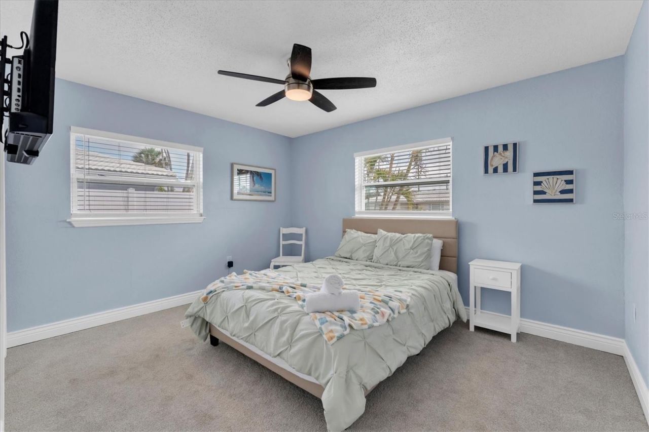 5923 2nd Street E, Saint Pete Beach, FL 33706 Photo