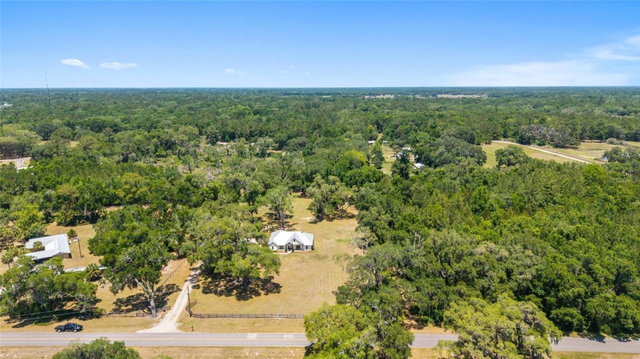 21561 SE 30 Street, Williston, FL 32696 Photo