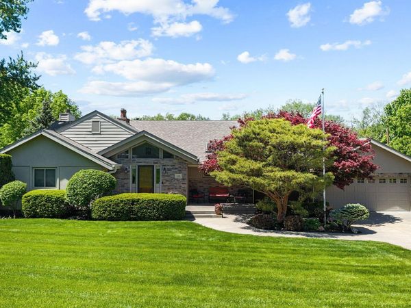 2506 S 105th Avenue, Omaha, NE 68124