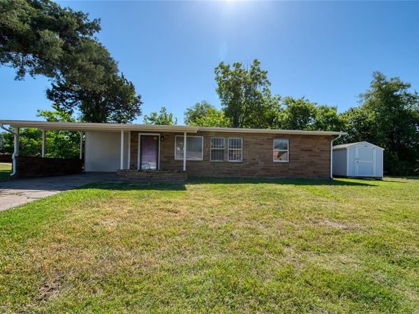 624 NW 92nd Street, Oklahoma City, OK 73114