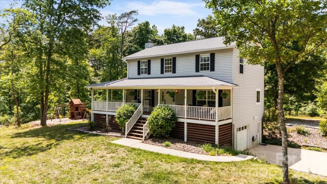 714 River Bend Drive , Mars Hill, NC 28754 Main Photo