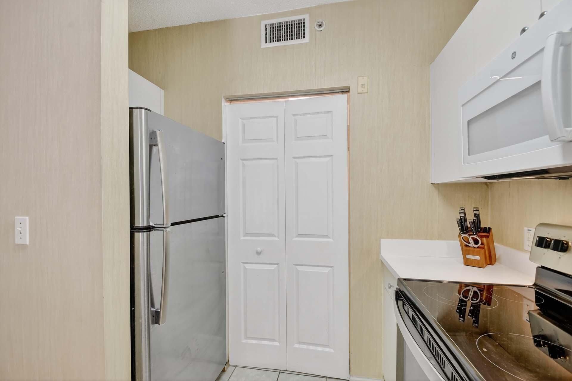 11740 St Andrews Place, Unit 206, Wellington, FL 33414 Photo