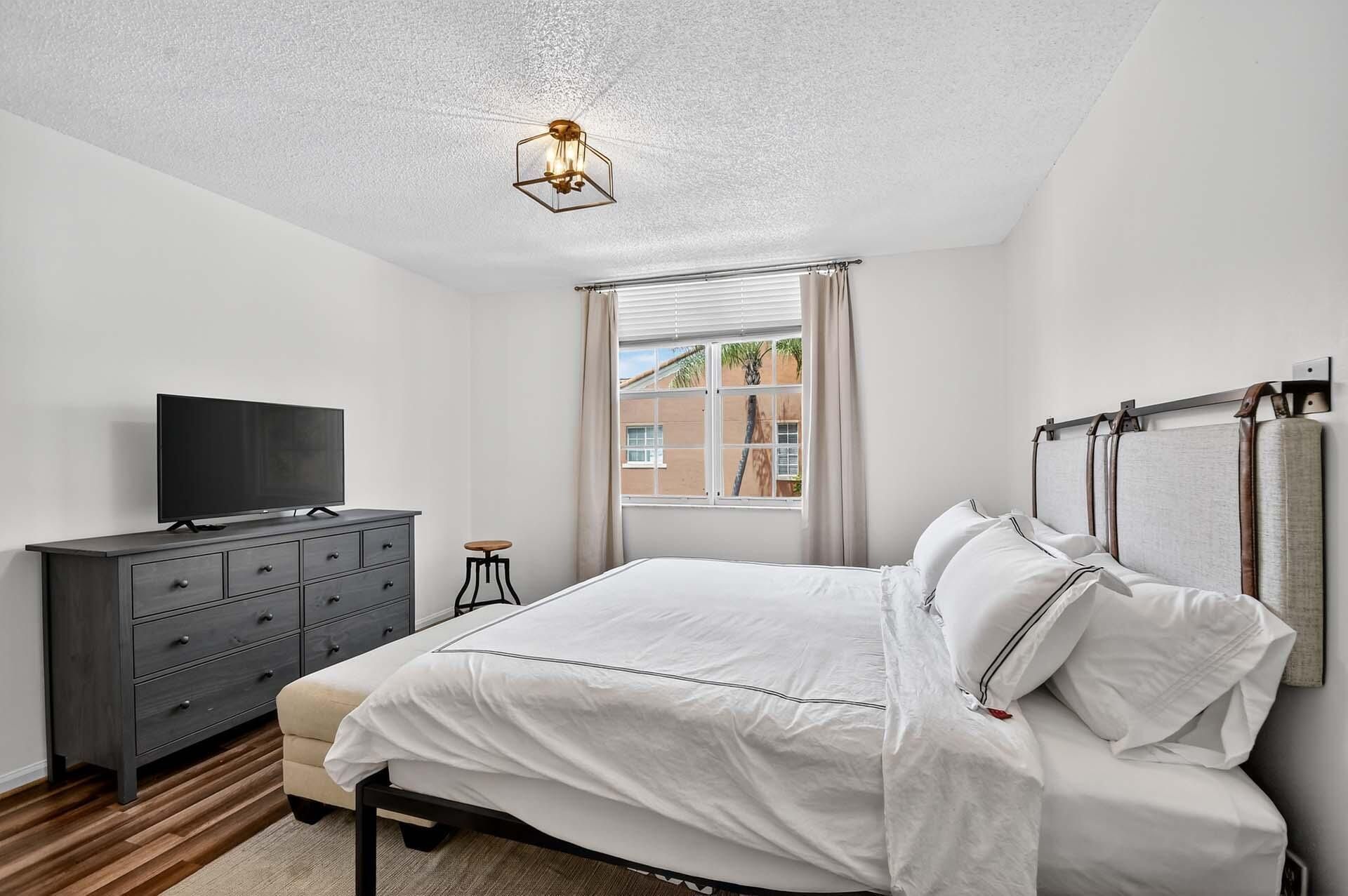 11740 St Andrews Place, Unit 206, Wellington, FL 33414 Photo