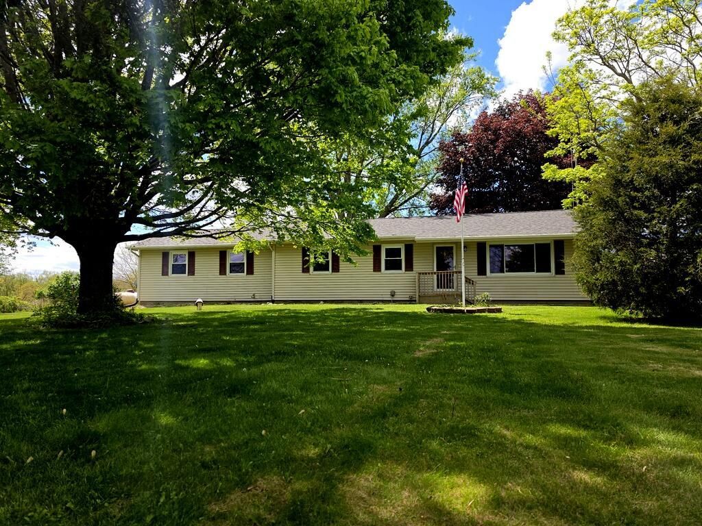 512 Athens Road, Sherwood, MI 49089 Main Photo