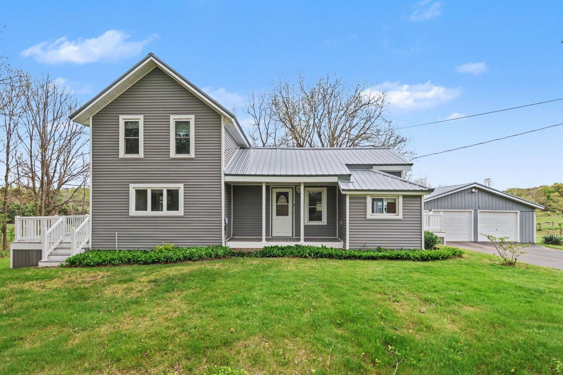 6975 S Clark Road, Nashville, MI 49073 Main Photo