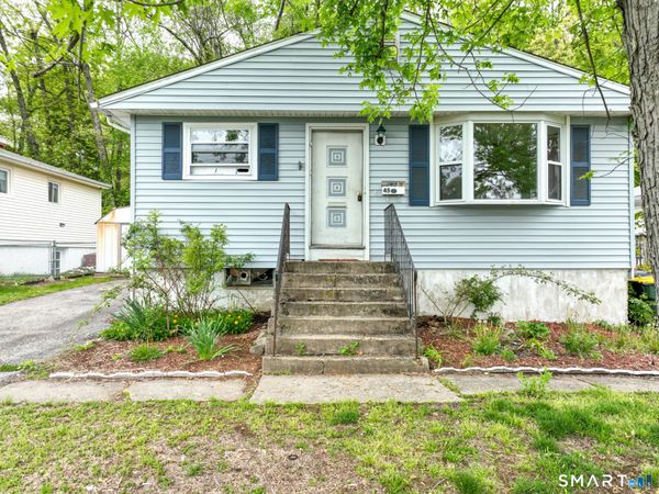 45 Elaine , Ansonia, CT 06401