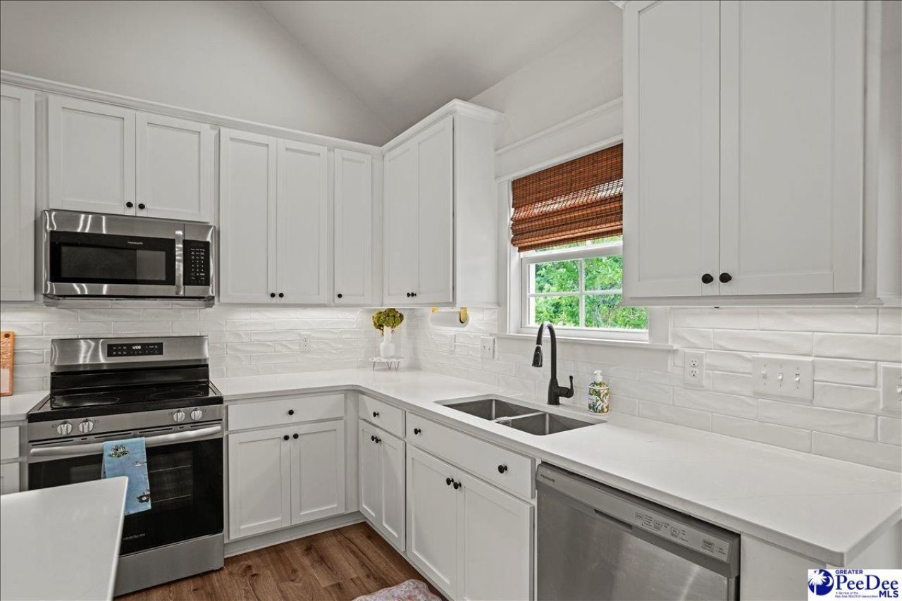 2942 Suzanne Drive Photo 13