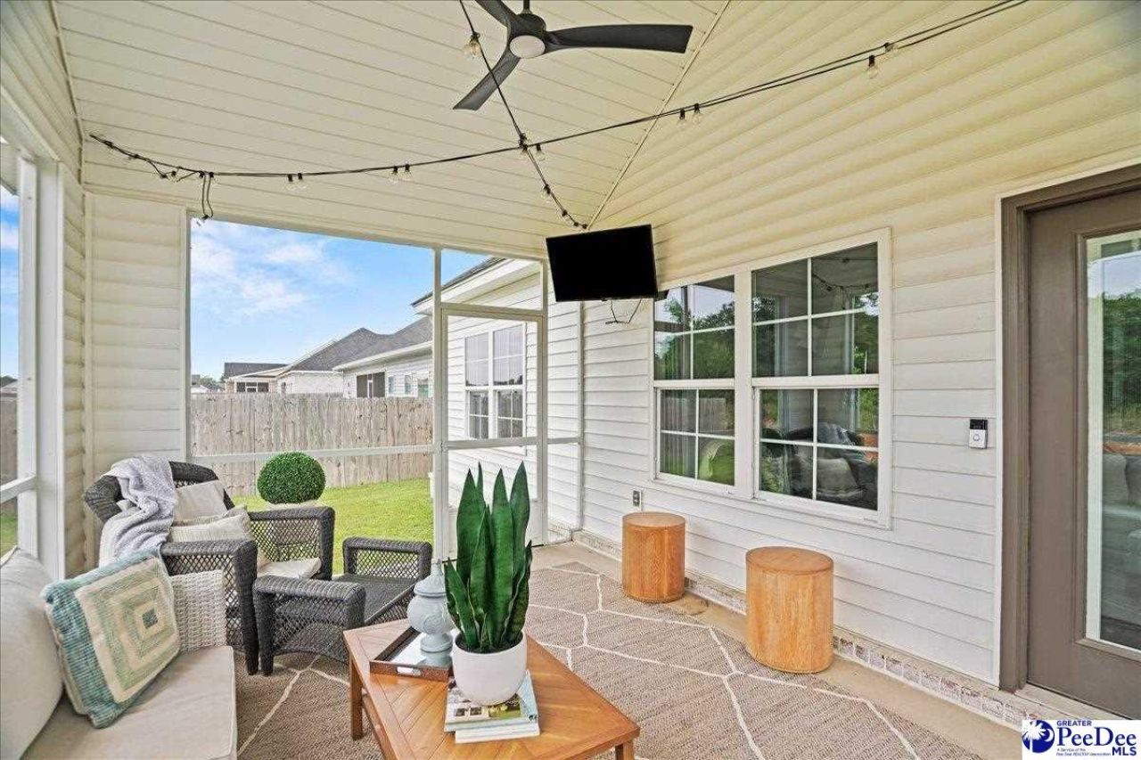 2942 Suzanne Drive Photo 32
