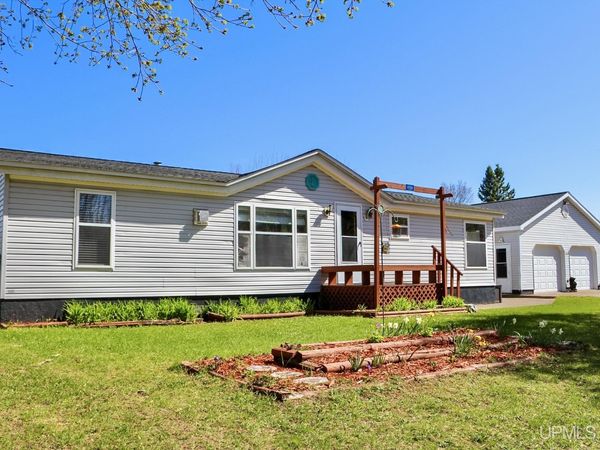 17250 Third Street, Adams Twp, MI 49905