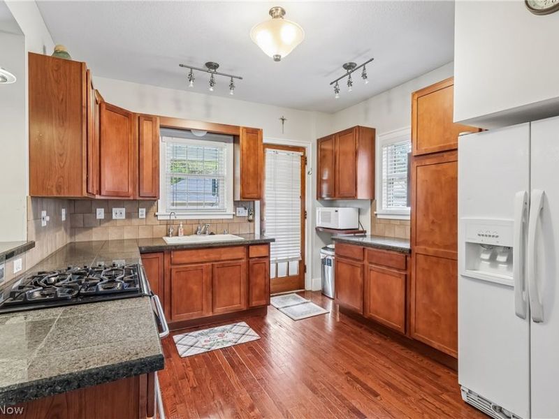 1968 Wakefield Avenue, Youngstown, OH 44514 Photo 12