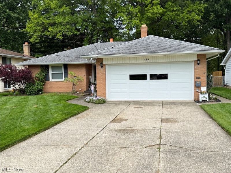 4291 Brendan Lane, North Olmsted, OH 44070 Photo 2