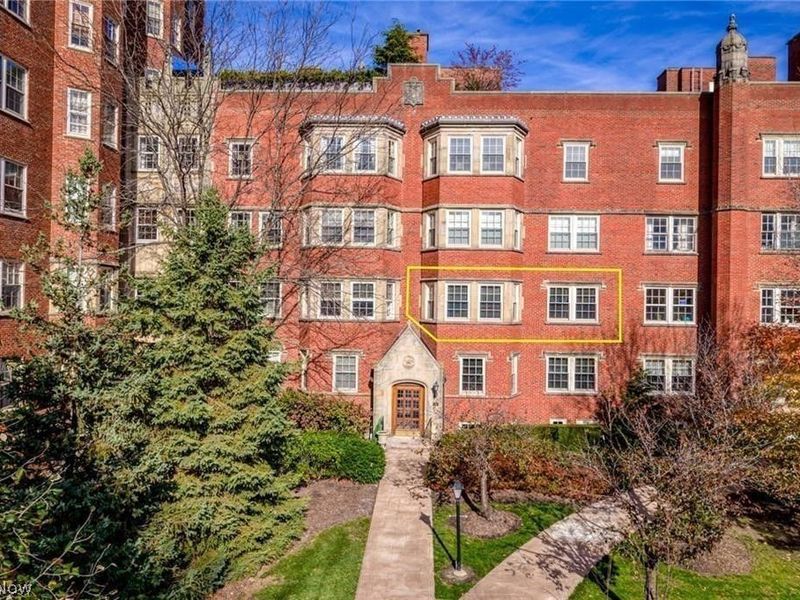 13605 Shaker Boulevard , Unit 2B, Cleveland, OH 44120 Photo 1