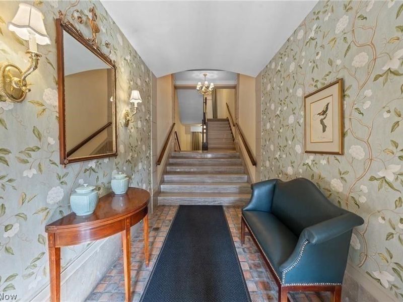 13605 Shaker Boulevard , Unit 2B, Cleveland, OH 44120 Photo 3