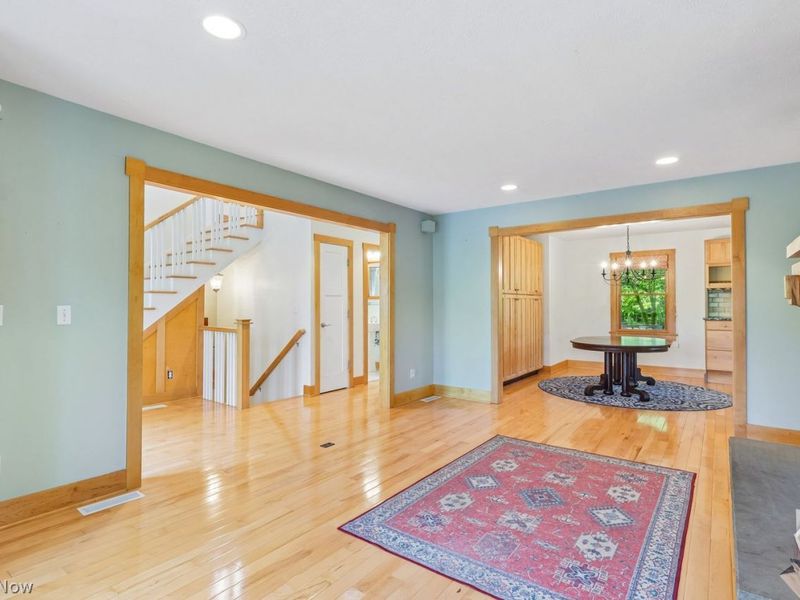 17151 Farmington Road, West Farmington, OH 44491 Photo 11