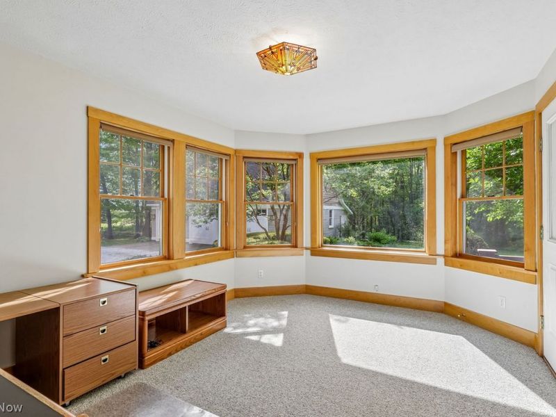 17151 Farmington Road, West Farmington, OH 44491 Photo 16