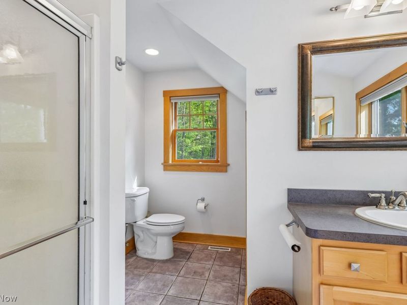 17151 Farmington Road, West Farmington, OH 44491 Photo 20