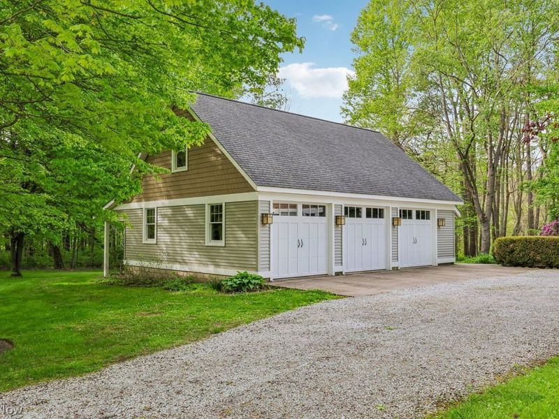 17151 Farmington Road, West Farmington, OH 44491 Photo 32