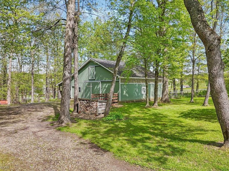 17151 Farmington Road, West Farmington, OH 44491 Photo 39