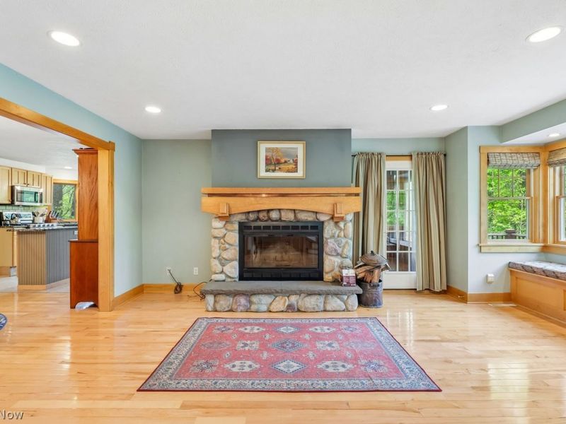17151 Farmington Road, West Farmington, OH 44491 Photo 9